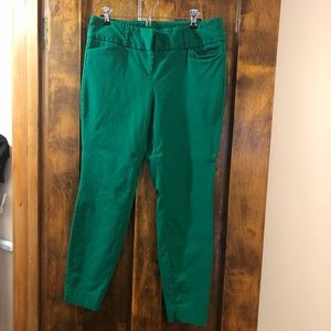 Green exact stretch pants